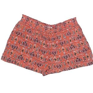 Short shorts with elastic waste